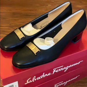 BRAND NEW - Salvatore Ferragamo Block Heel Pumps